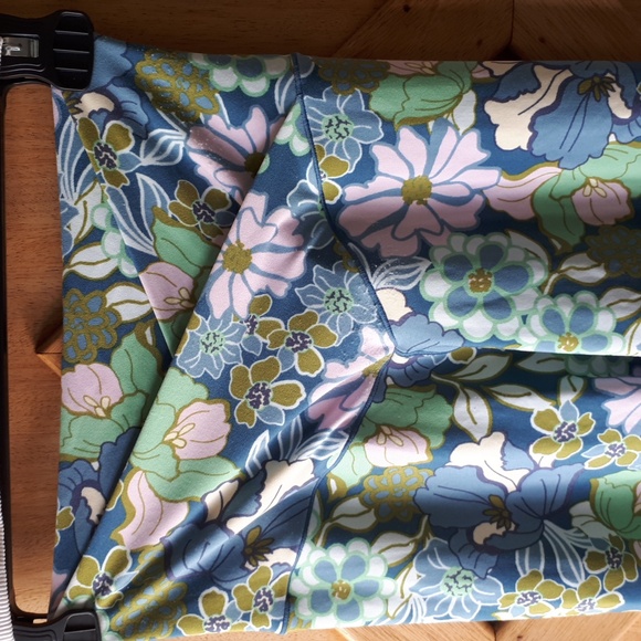 Aerie  Med. leggings - Picture 2 of 6